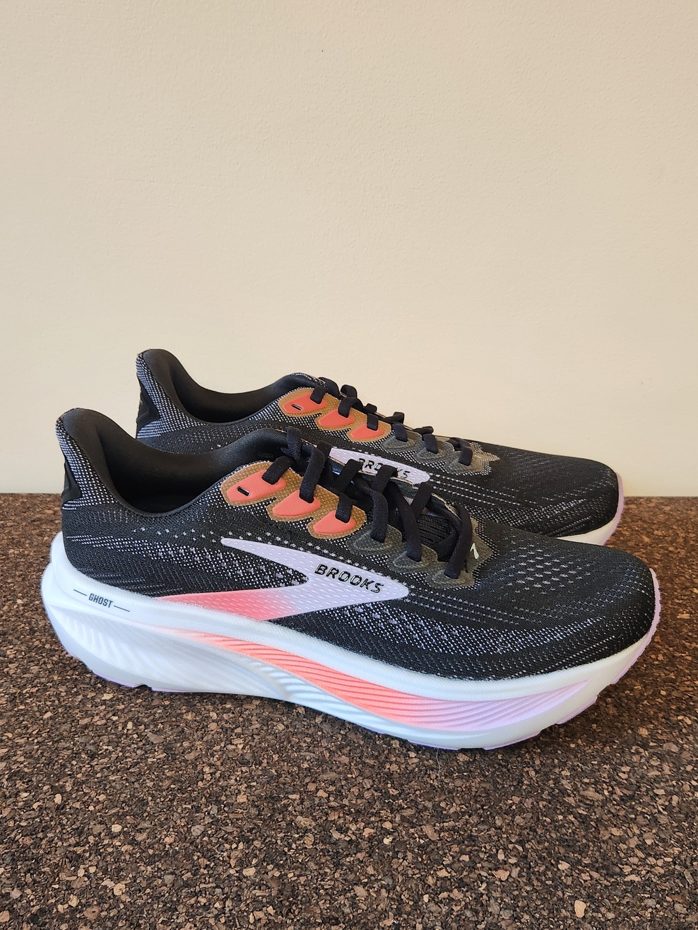 Brooks Ghost 17 Running Shoes Womens Size 8.5